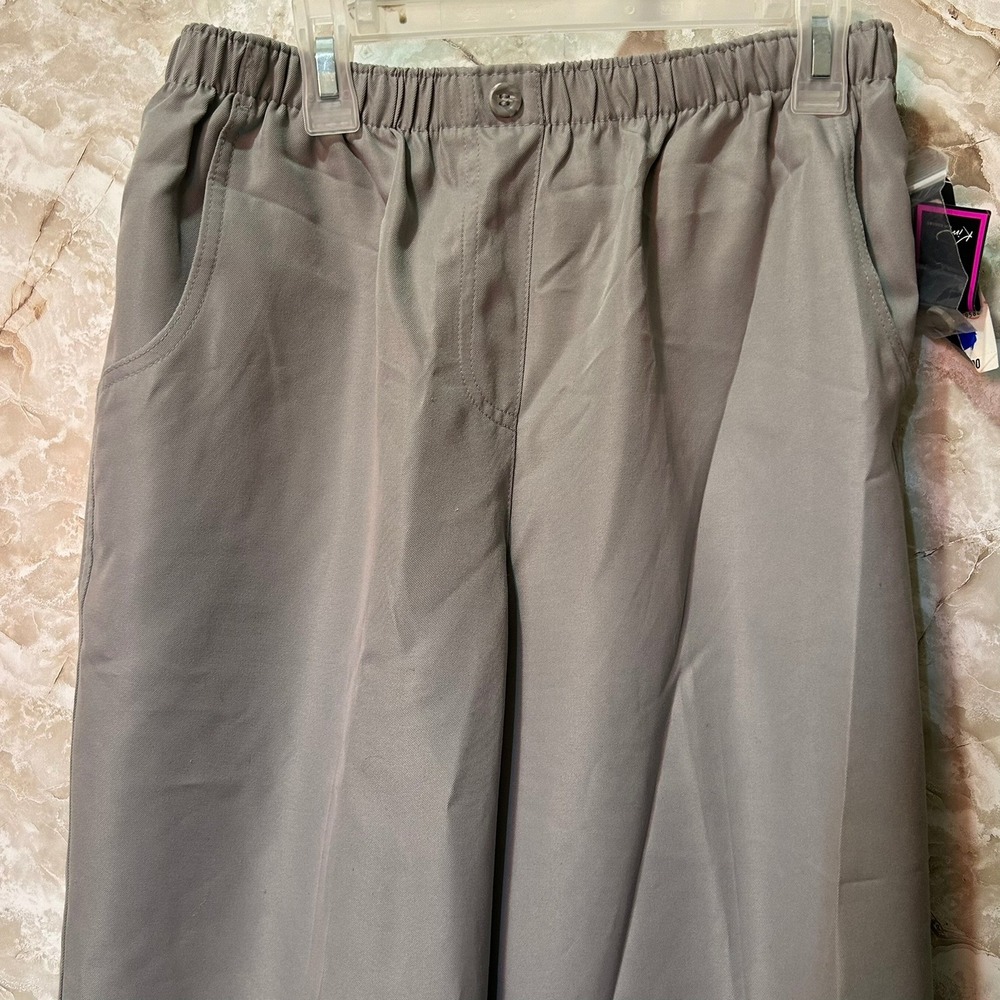 Kim Rogers Women's Gray Comfort Waist Straight Leg Petite Pants Size 8P short